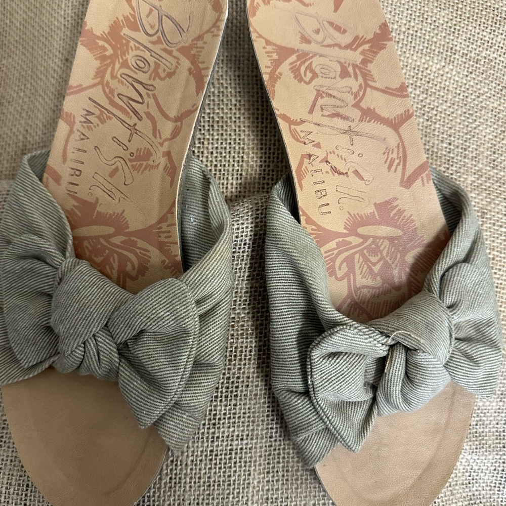 Blowfish Bow Sandals in Tan and Gray